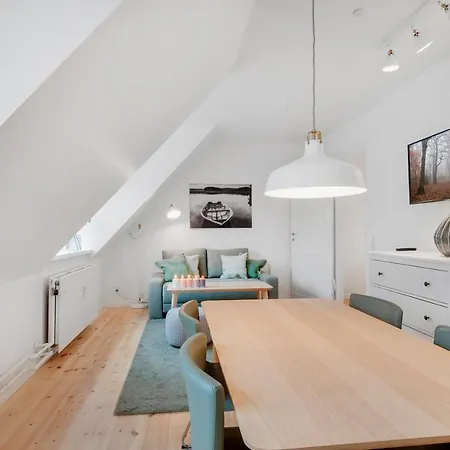 Cozy Scandinavian Flat In The Heart Of *